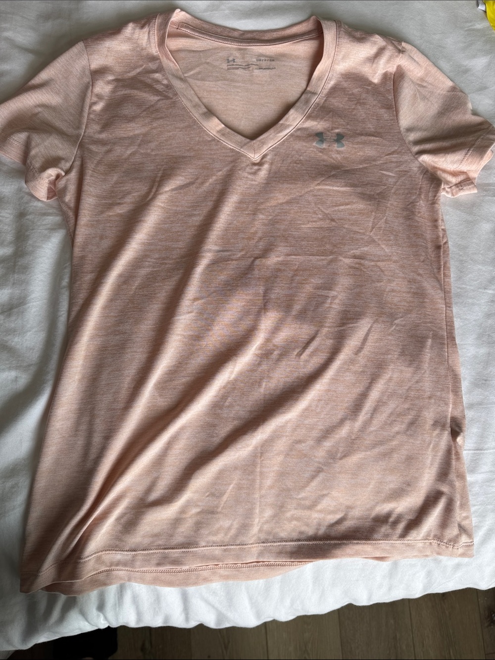Under Armour Women's V-Neck Performance Tee - Peach Pink